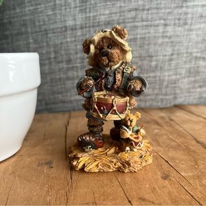Vintage 1998 Boyd’s Bears Matthew as the Drummer style #2415